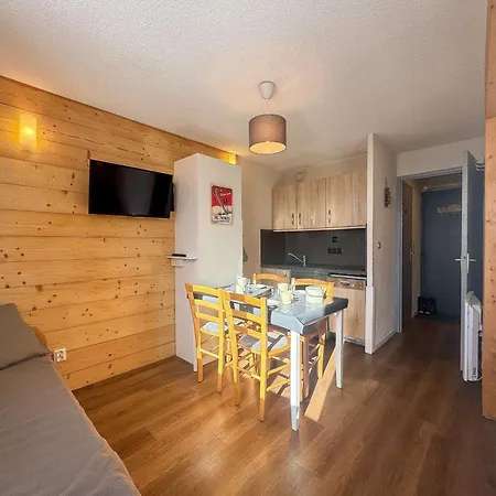 Rénové à - 4 Pers. Avec Balcon Et Wifi - Fr-1-637-97 Appartamento *